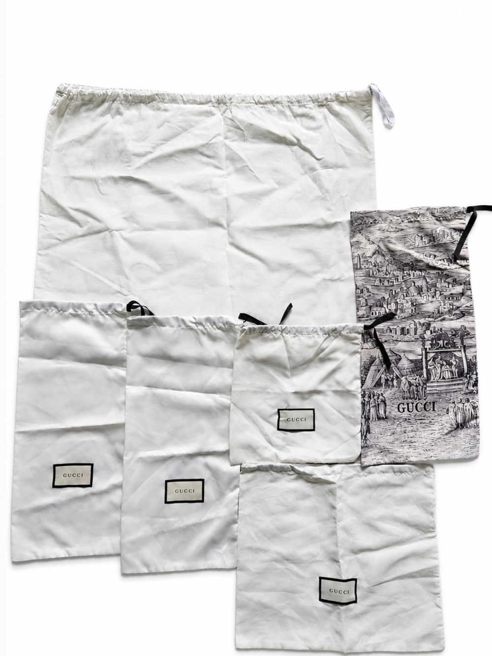 Gucci White Drawstring Dust Bag Collection with Illustrated Pouch